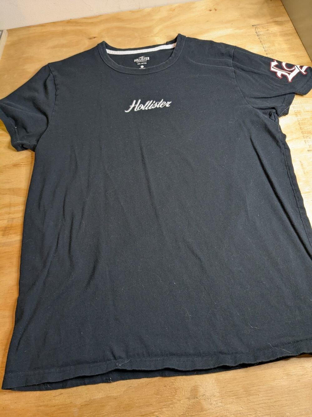 Men's Hollister Tee Shirt Sz Large Black Short Sleeve Shirt LA Embroidery